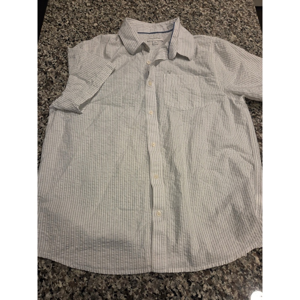 Free Assembly Mens Large White Navy Blue Striped Seersucker Short Sleeve Shirt